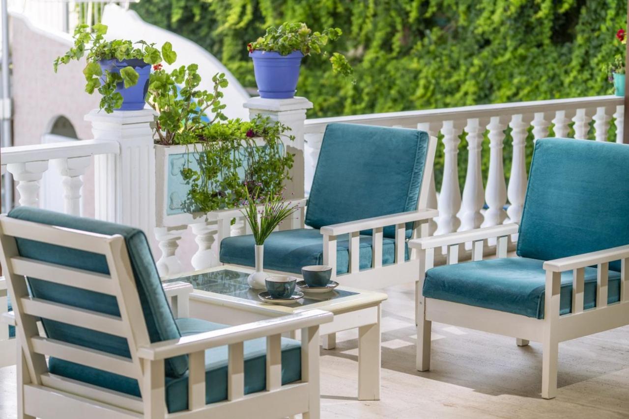 Ramira Beach Hotel アブサルア エクステリア 写真