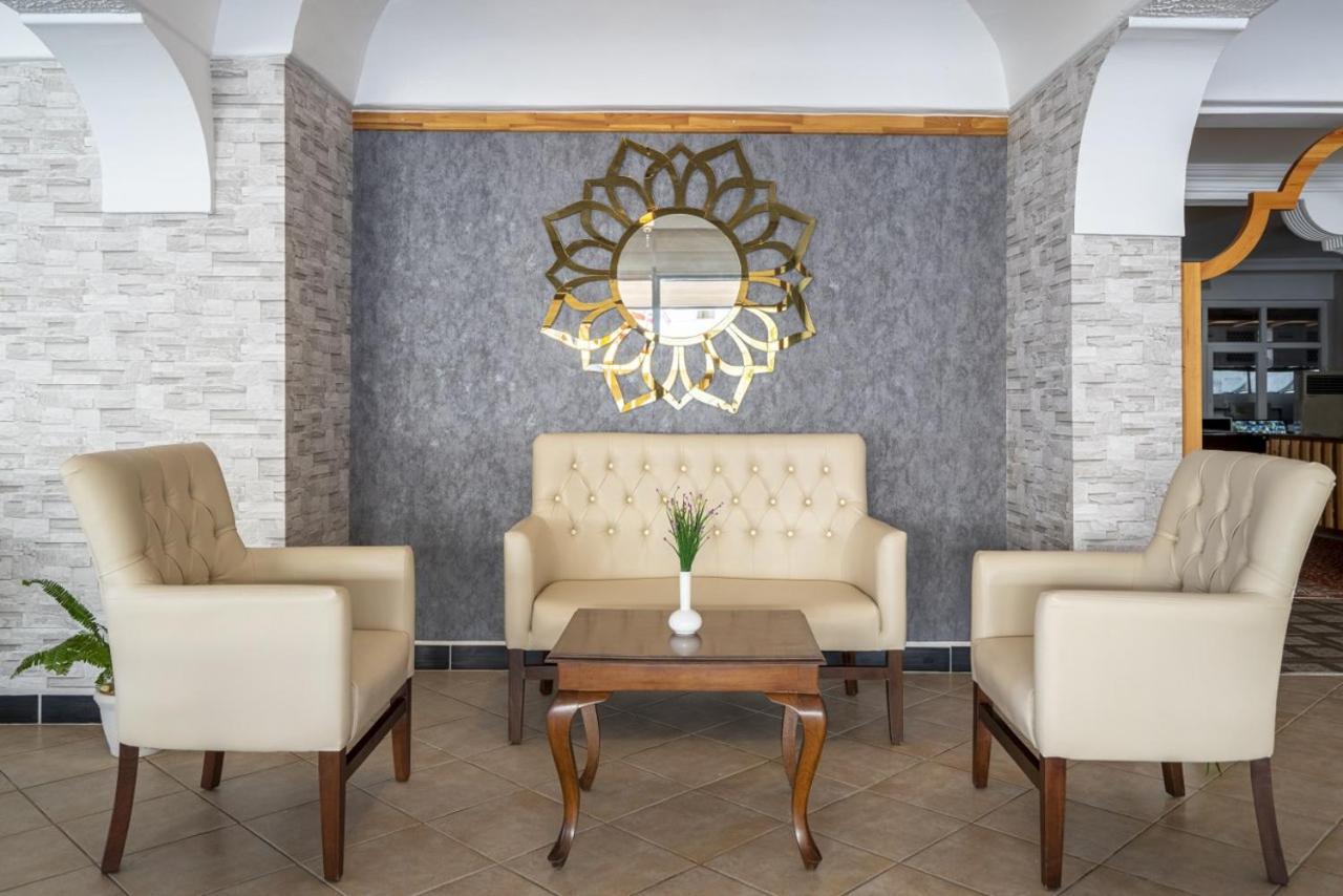 Ramira Beach Hotel アブサルア エクステリア 写真